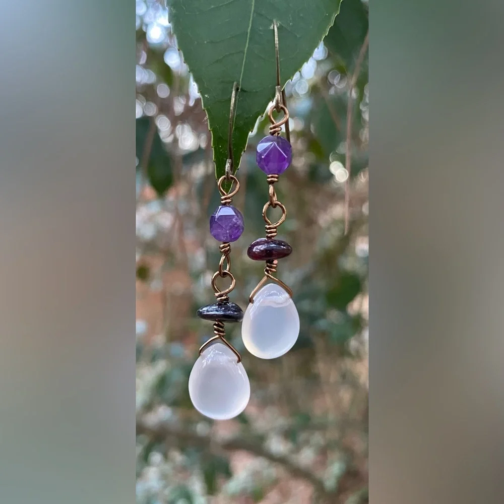 Chalcedony, Garnet and Amethyst Dangle Earrings - Picture 4 of 4